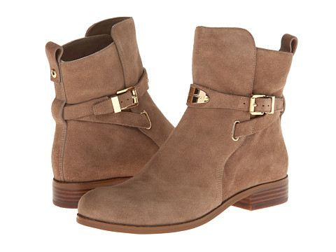 Fall ankle boot